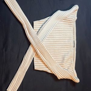 a Beige crop Long sleeve!